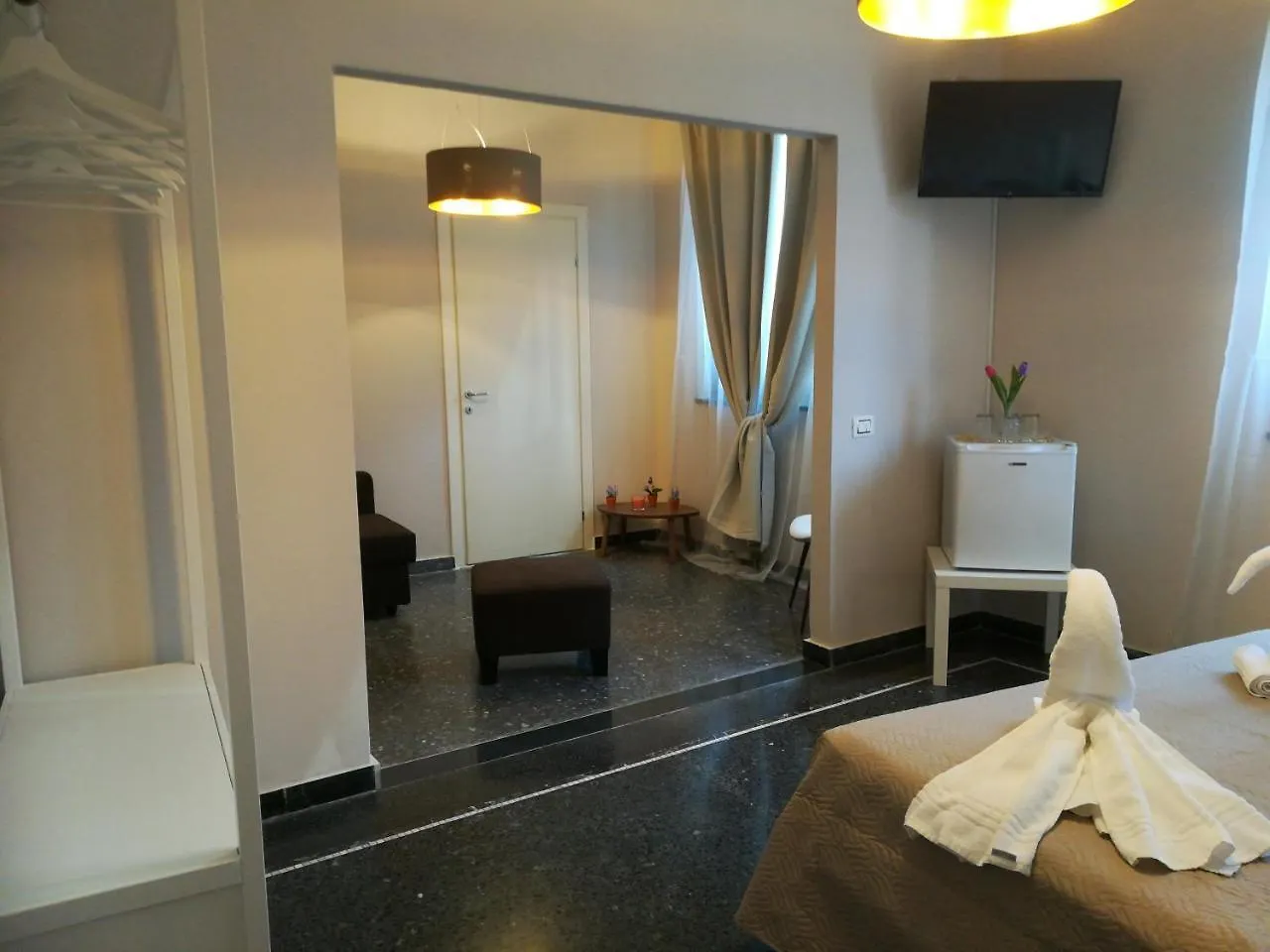Bed and Breakfast Le Logge Pisa Bed & Breakfast